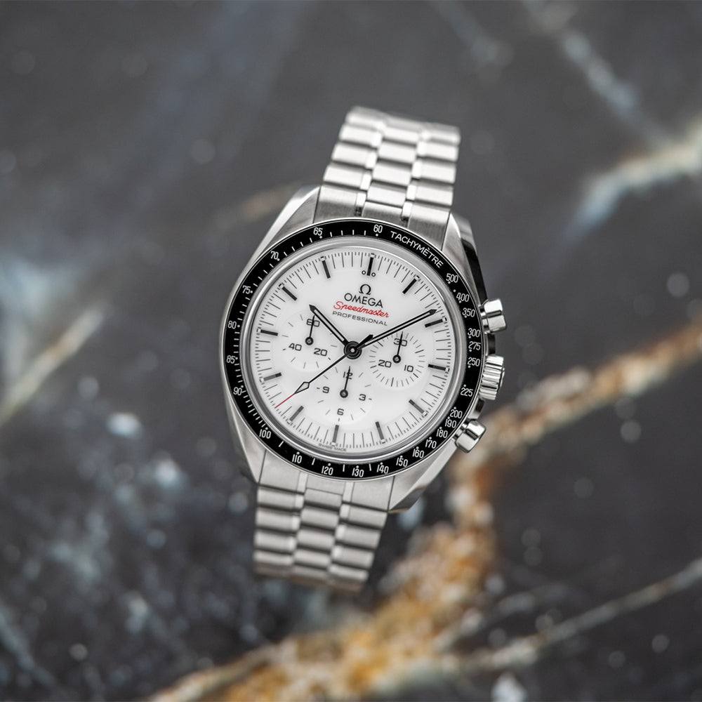 Speedmaster Moonwatch Professional Chronograph Sapphire 42mm - White on Bracelet OMEGA