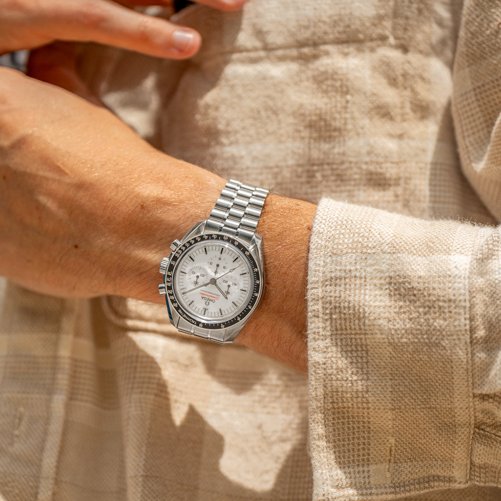 Speedmaster Moonwatch Professional Chronograph Sapphire 42mm - White on Bracelet OMEGA